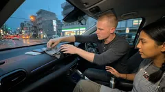 ダッシュボードの“押せない出っ張り”の正体は？オートエアコンの要「日射センサー」を塞がない・汚さない基本